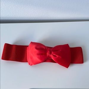 Red bow belt